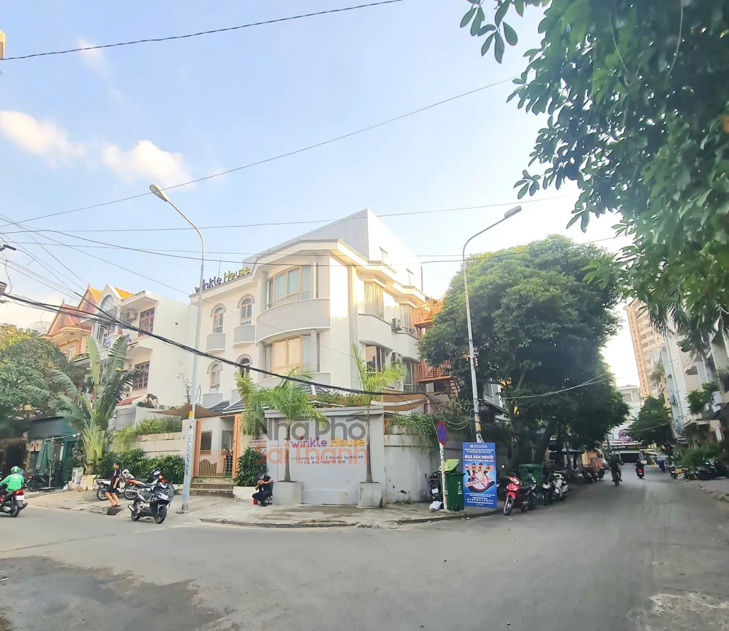 Hình ảnh Bán Nhà Mặt Tiền 13.0 Khu Dân Cư Miếu Nổi, P3, Bình Thạnh