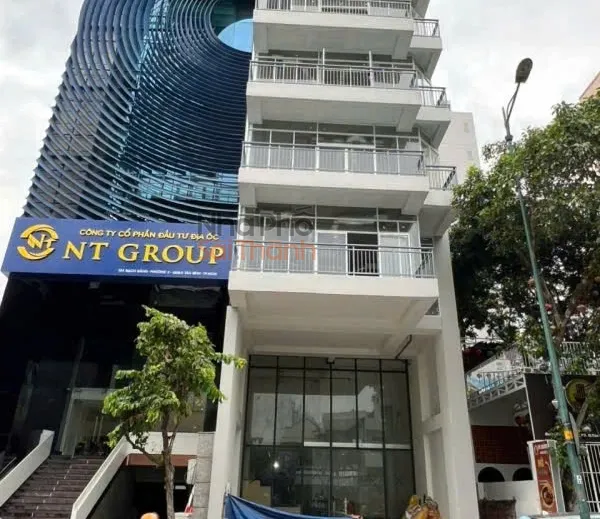 Hình ảnh Bán toà nhà 130B 132 Bạch Đằng Phường Tân Sơn Hoà