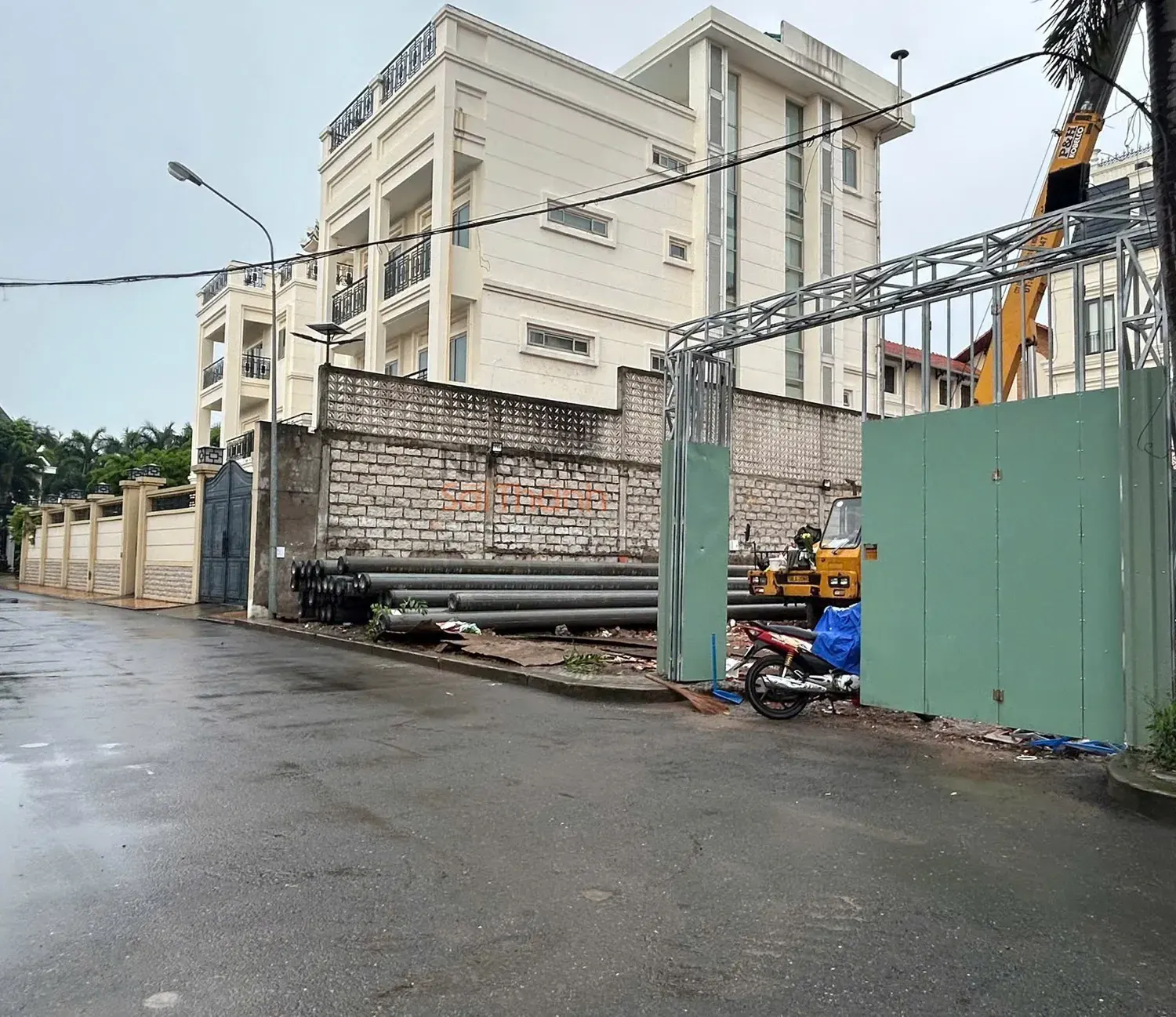 Hình ảnh Bán nhà 202C/3 NGUYỄN VĂN HƯỞNG, THẢO ĐIỀN, QUẬN 2