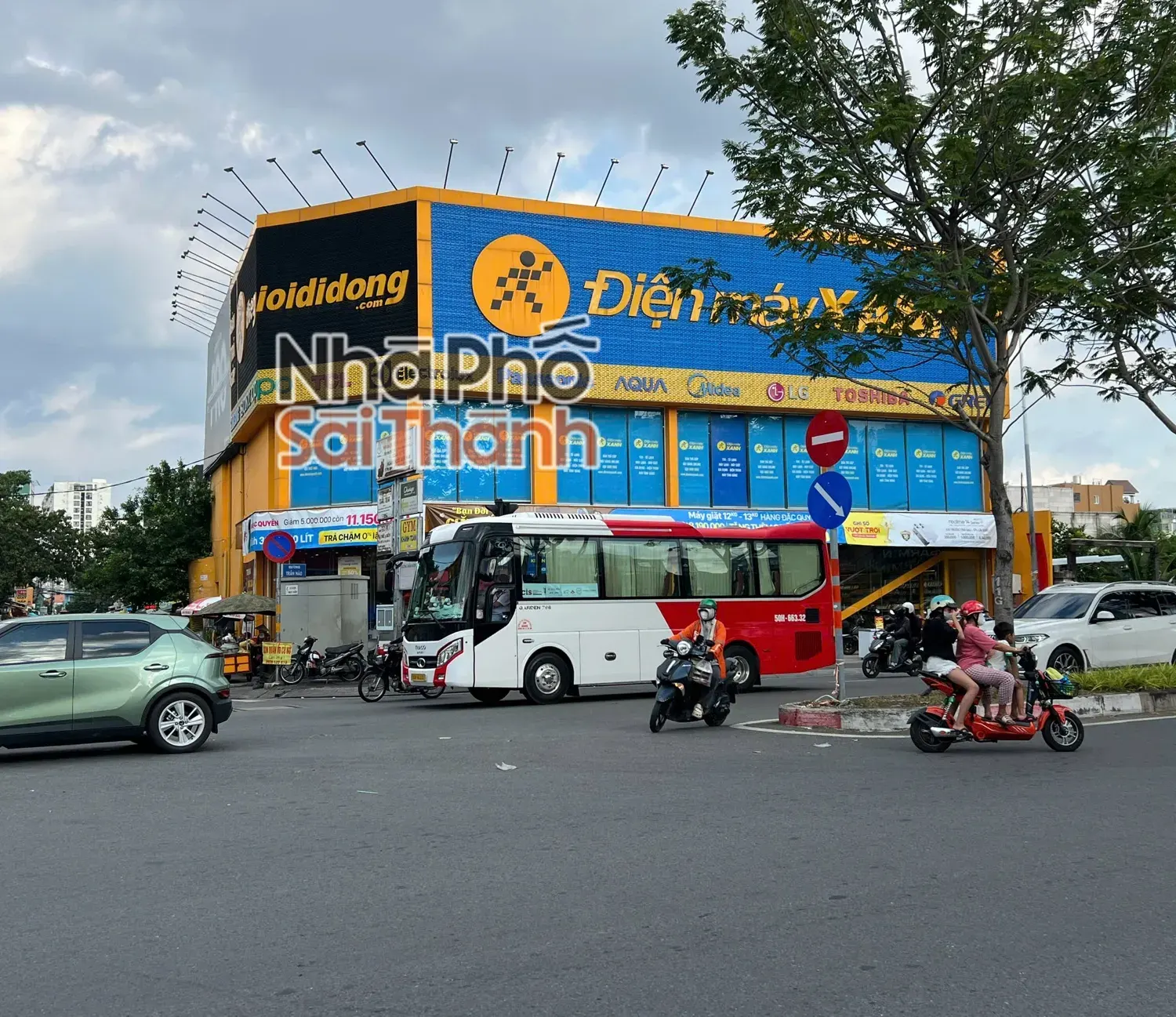Hình ảnh Bán nhà 2 mặt tiền 21 Trần Não Phường An Khánh