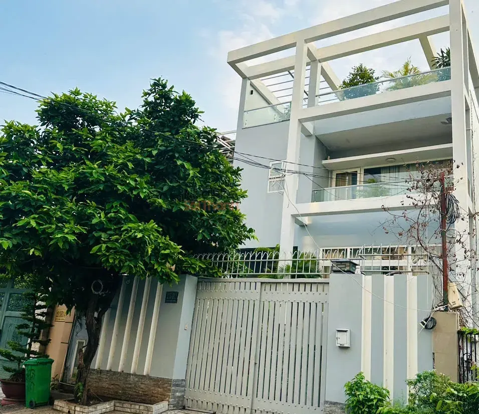 Hình ảnh Bán nhà 215B13 Nguyễn Văn Hưởng, P.Thảo Điền, Thành Phố Thủ Đức
