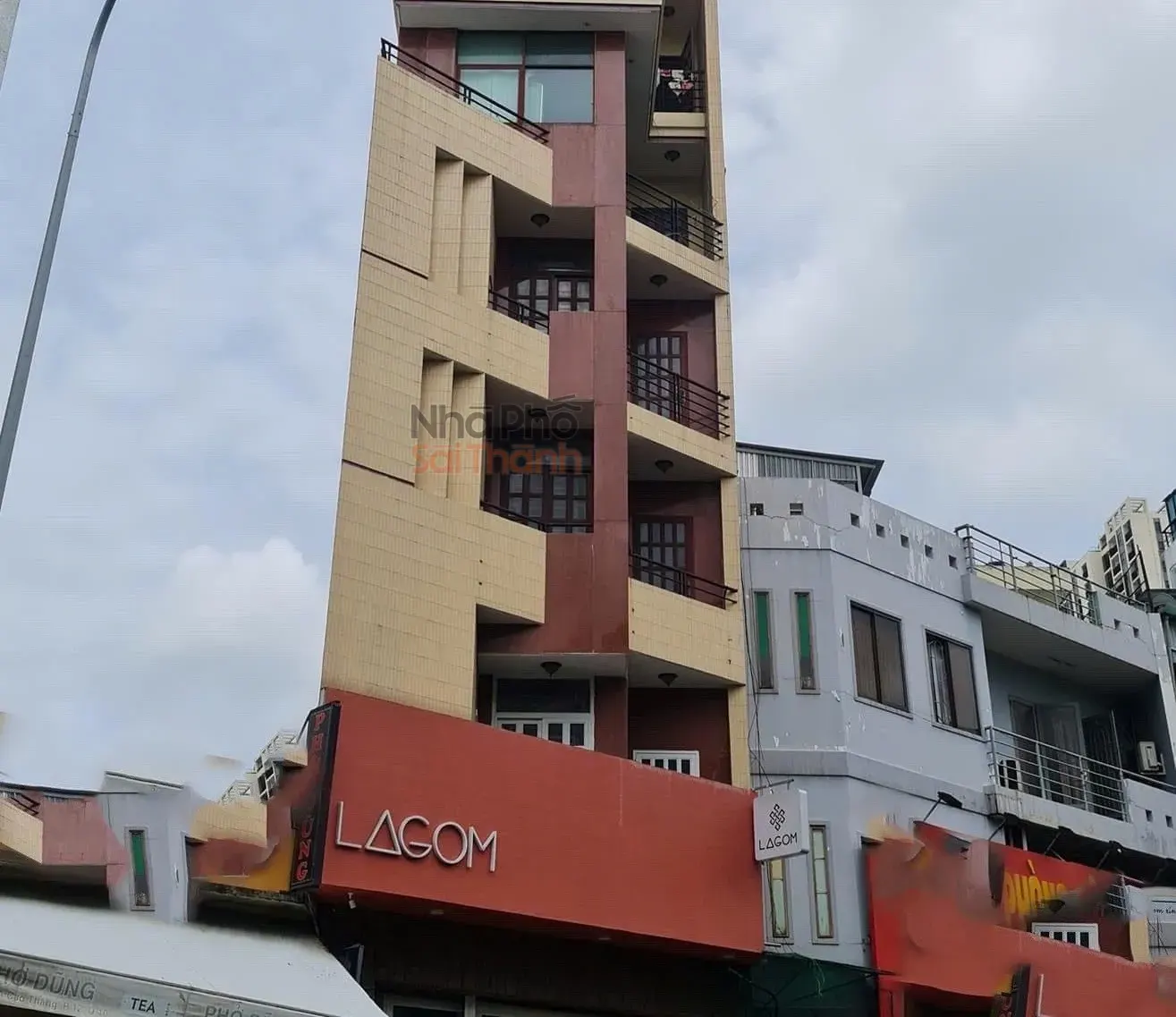 Hình ảnh Bán Nhà Mặt Tiền 240 Cao Thắng, P. 12, Q.10