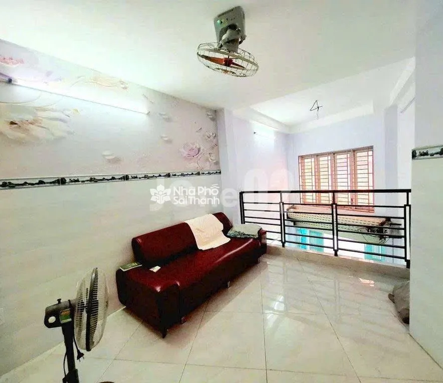 Hình ảnh Bán Nhà Mặt Tiền 47B Đông Hồ, Tân Bình