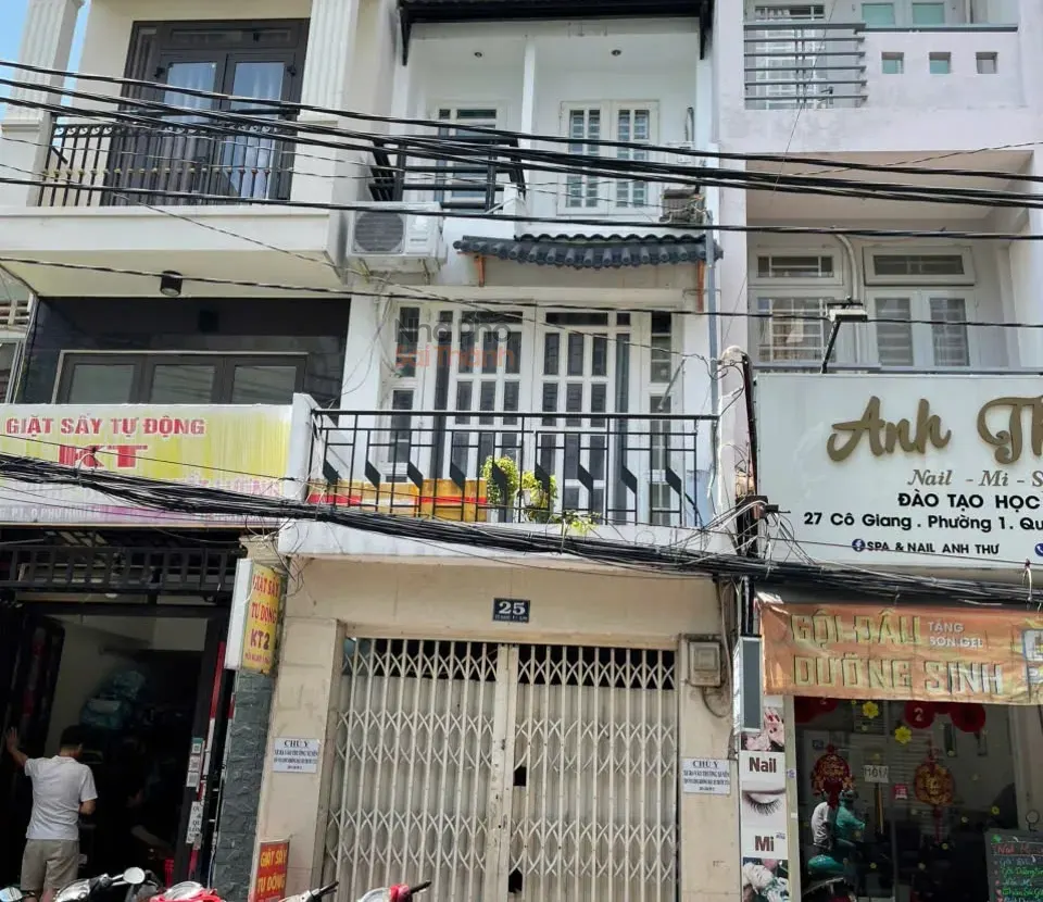 Hình ảnh Bán Nhà Mặt Tiền 25 Cô Giang, P1, Phú Nhuận