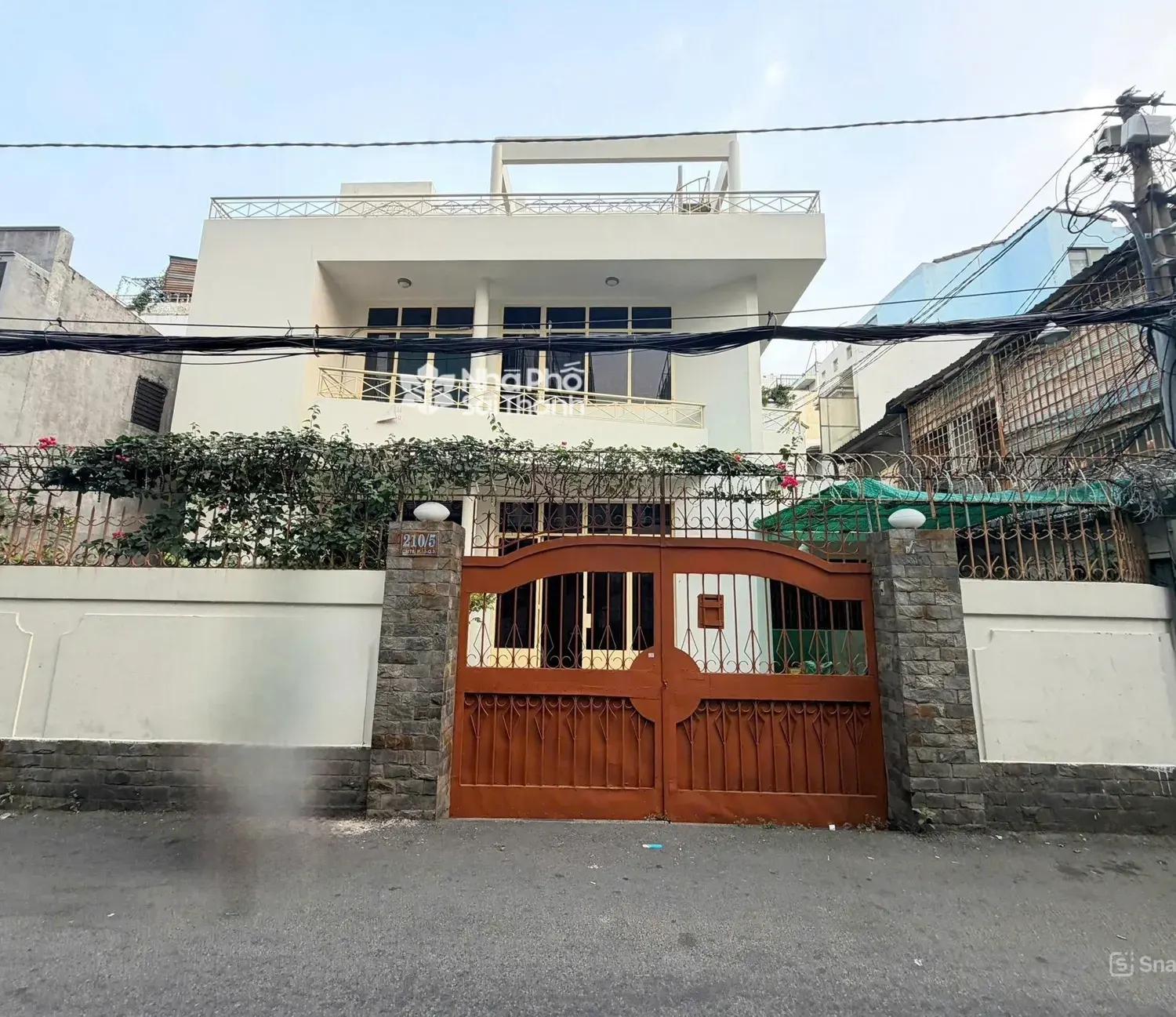Hình ảnh Bán Nhà Hẻm Xe Hơi 210/5 Cách Mạng Tháng Tám, P.10, Quận 3