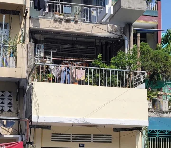 Hình ảnh Bán Nhà Mặt Tiền 62 Trần Phú, Phường 4, Quận 5