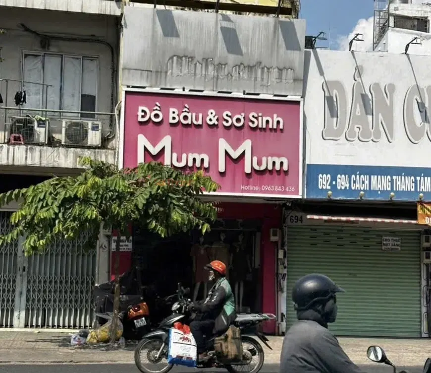 Hình ảnh Bán Nhà Mặt Tiền 696 Cách Mạng Tháng 8, Phường 5, Quận Tân Bình