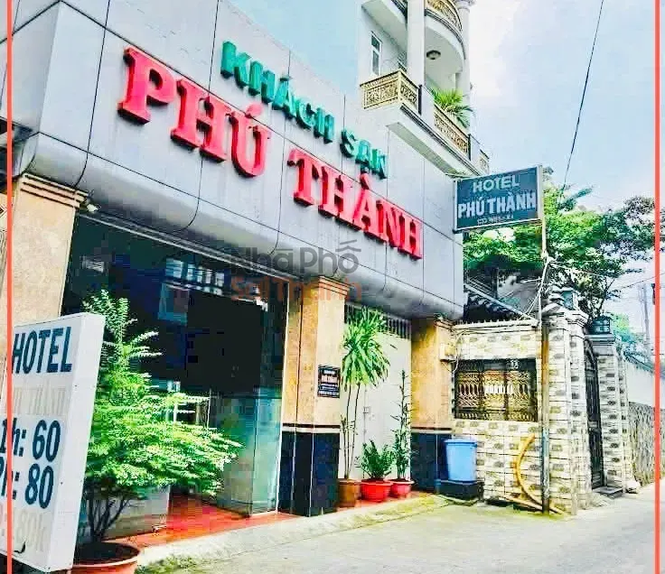 Hình ảnh Bán khách sạn 72/4-6 Dương Đức Hiền, Q. Tân Phú