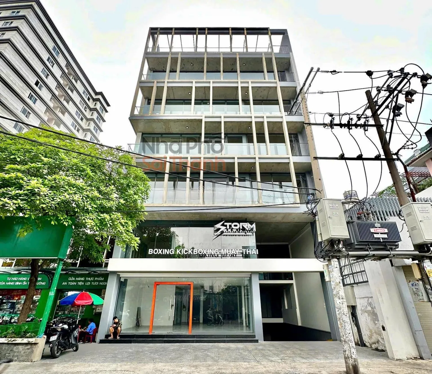 Hình ảnh Cho thuê nhà 84 Nguyên Hồng Phường Hạnh Thông