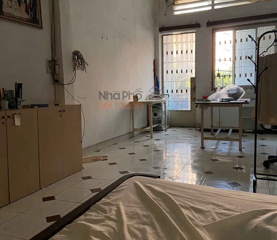 Hình ảnh Bán Nhà Mặt Tiền 92 Lê Minh Xuân, Phường 8, Quận Tân Bình