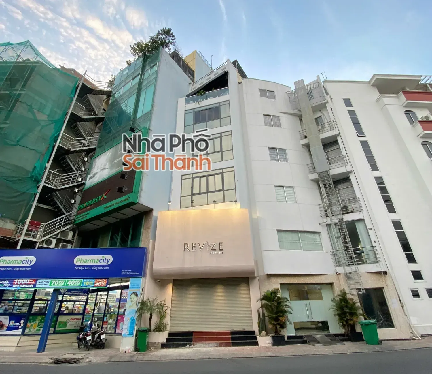 Hình ảnh Bán Nhà Mặt Tiền 43 Hoàng Việt, Tân Sơn Nhất