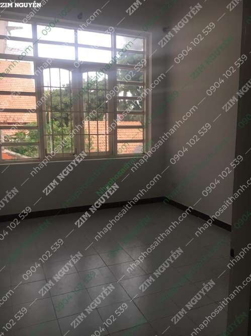 Hình ảnh Bán đất mặt tiền Lê Văn Việt phường Tăng Nhơn Phú A quận 9
