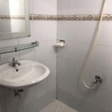 Hình ảnh Bán nhà hẻm 1014/73 Cách Mạng Tháng Tám Phường Tân Sơn Nhất Tp Hồ Chí Minh