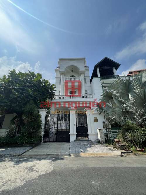 Hình ảnh Bán biệt thự 121/44 Nguyễn Văn Hưởng Phường Thảo Điền Quận 2