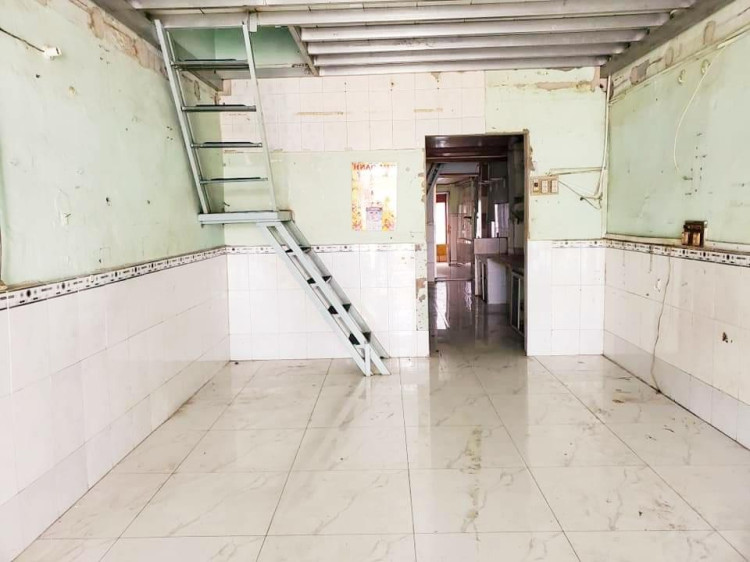 Hình ảnh Bán nhà mặt tiền 244 Lê Sao, Phường Phú Thạnh