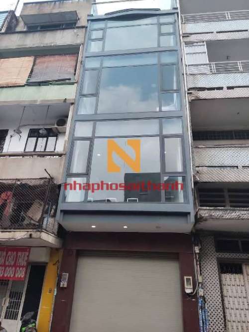 Hình ảnh Bán nhà 129 Đề Thám phường Cô Giang Quận 1