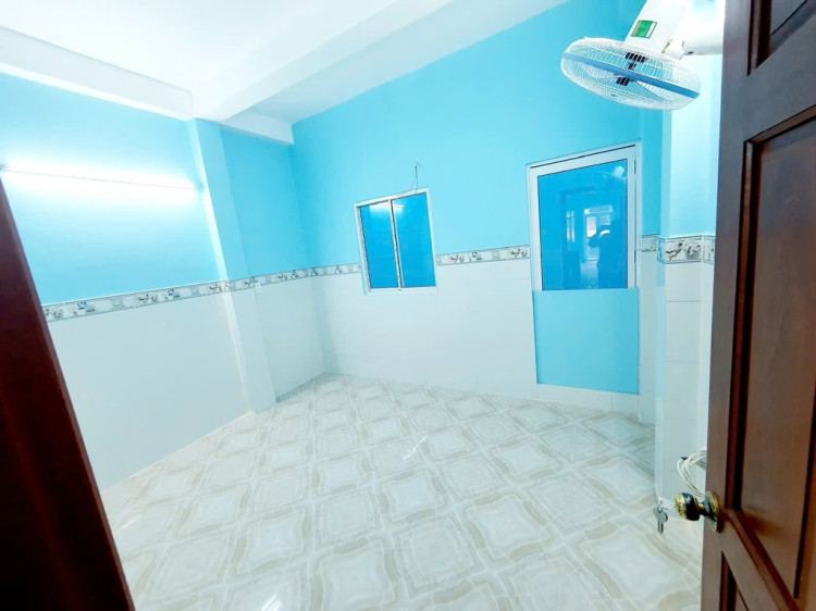 Hình ảnh Bán nhà hẻm 77/37 Kinh Dương Vương, phường Phú Lâm