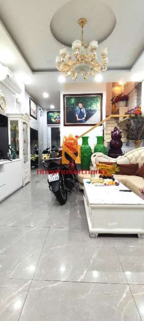 Hình ảnh Bán nhà 130/12 Hồng Lạc Phường 11 Quận Tân Bình