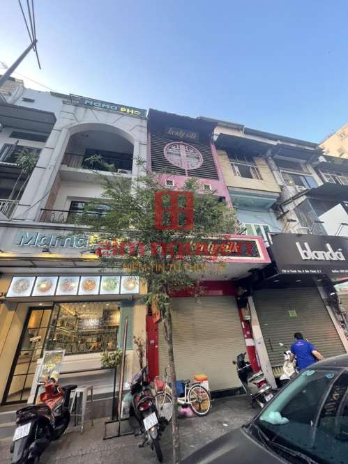 Hình ảnh Bán nhà 132 Lê Thánh Tôn Phường Bến Thành Quận 1