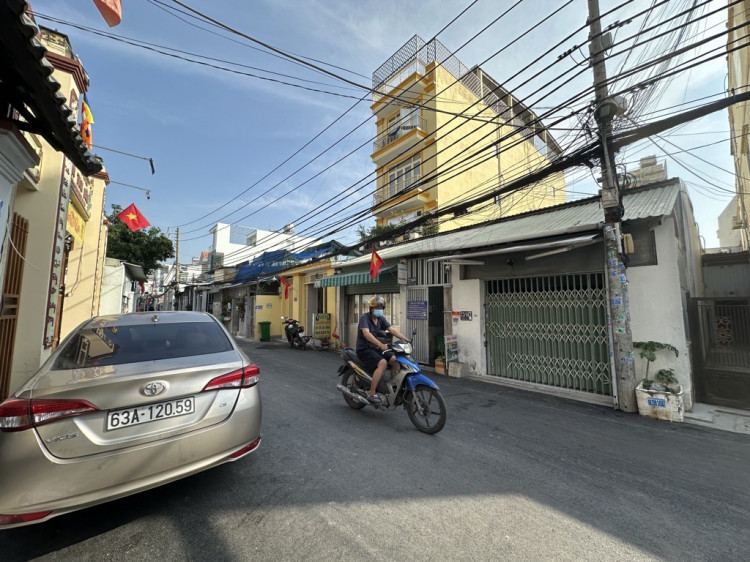 Hình ảnh Bán nhà hẻm 77/16b Chuyên Dùng 9, Phú Thuận