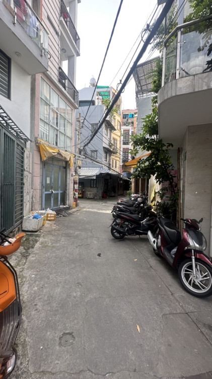 Hình ảnh Bán nhà Hẻm 379/45 Huỳnh Văn Bánh, Phường Phú Nhuận