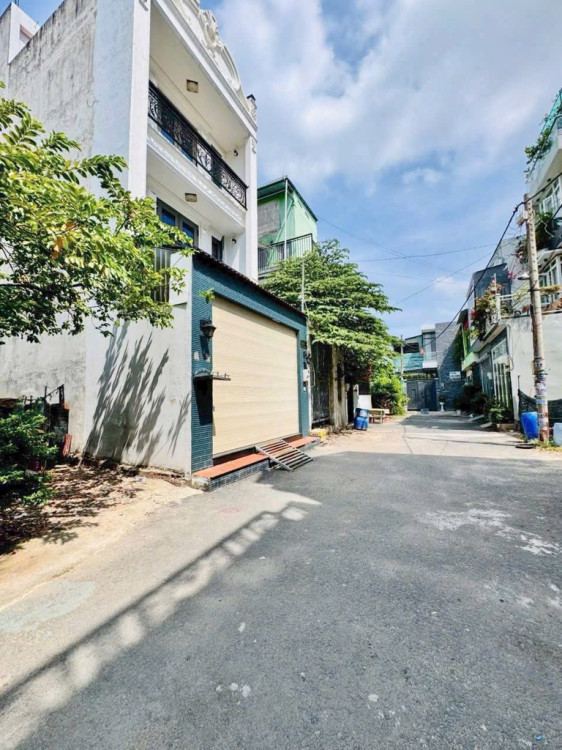 Hình ảnh Bán nhà mặt tiền 1779 Thạnh Lộc 7, Phường An Phú Đông