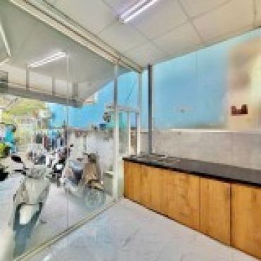 Hình ảnh Bán nhà hẻm 100/102 Thích Quảng Đức Phường Cầu Kiệu Tp Hồ Chí Minh
