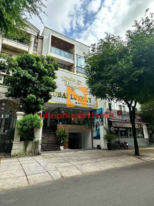 Hình ảnh Cho thuê tòa nhà 180A1 Nguyễn Văn Thủ Phường Dakao Quận 1