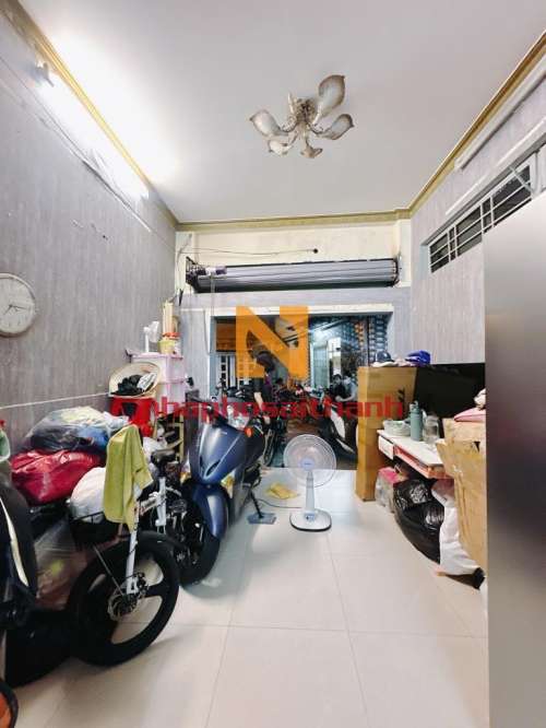 Hình ảnh Bán nhà 26A đường 18 phường 4 quận 4