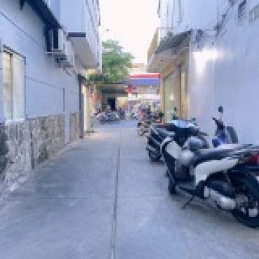 Hình ảnh Bán nhà V1 295.7 Lạc Long Quân Phường Bình Thới Tp Hồ Chí Minh