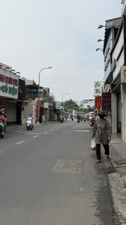 Hình ảnh Bán nhà Mặt tiền 45 Cô Giang, Phường Cầu Kiệu