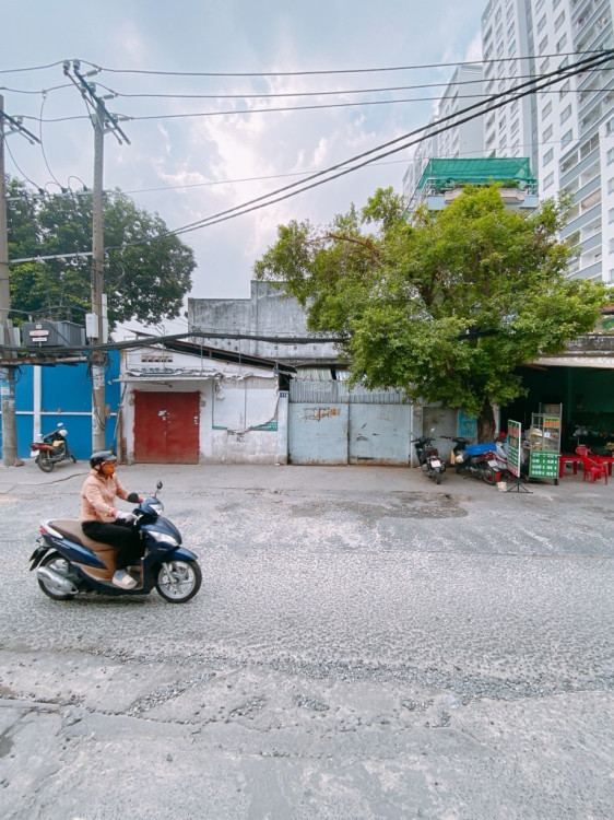 Hình ảnh Bán nhà mặt tiền 44b Trịnh Đình Thảo, Phường Tân Phú