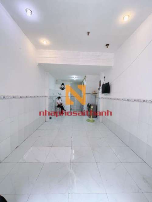 Hình ảnh Bán nhà 289 Đoàn Văn Bơ phường 13 quận 4