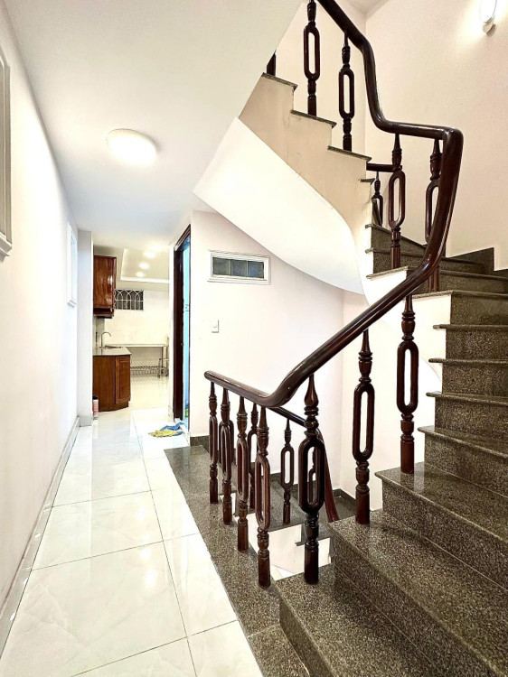 Hình ảnh Bán nhà Mặt tiền 39b Đinh Công Tráng, Phường Tân Định