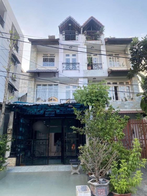 Hình ảnh Bán nhà mặt tiền 114 Trịnh Quang Nghị, Bình Đông