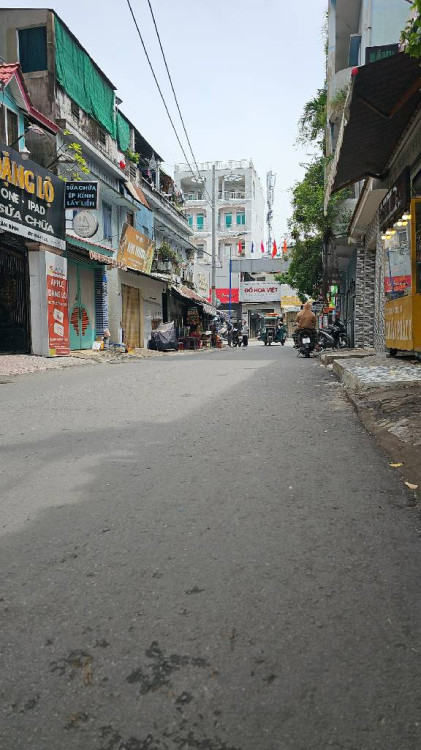 Hình ảnh Bán nhà mặt tiền 199 Bành Văn Trân, Phường Tân Sơn Nhất