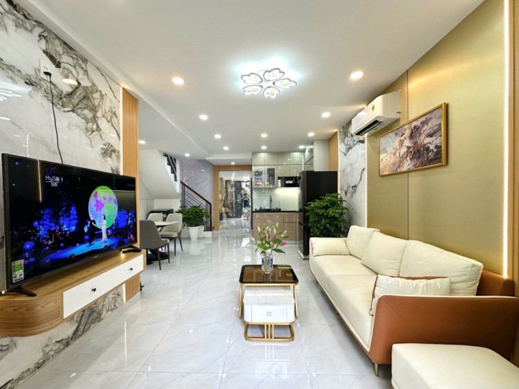 Hình ảnh Bán nhà Mặt tiền 50 Duy Tân, Phường Cầu Kiệu
