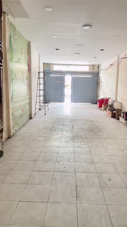 Hình ảnh Bán nhà mặt tiền 887 Lạc Long Quân, Bảy Hiền