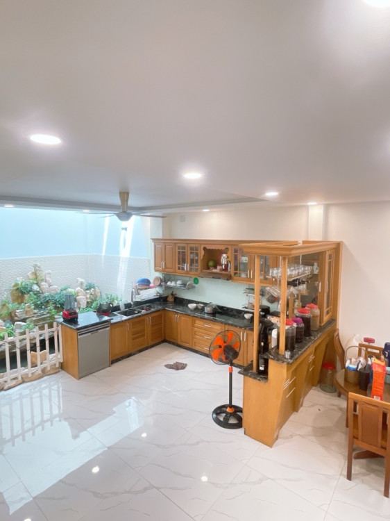 Hình ảnh Bán nhà mặt tiền 12 Bàu Cát 2, Tân Bình