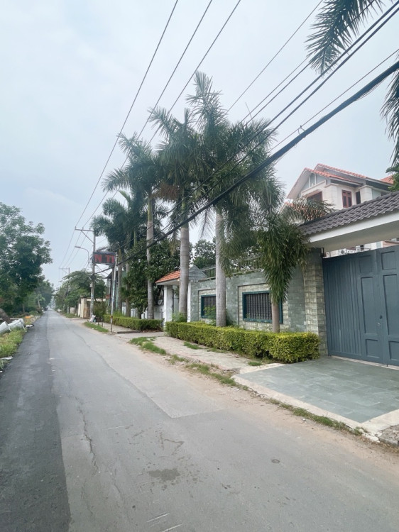 Hình ảnh Bán nhà mặt tiền 632 Bà Cả, xã Hưng Long