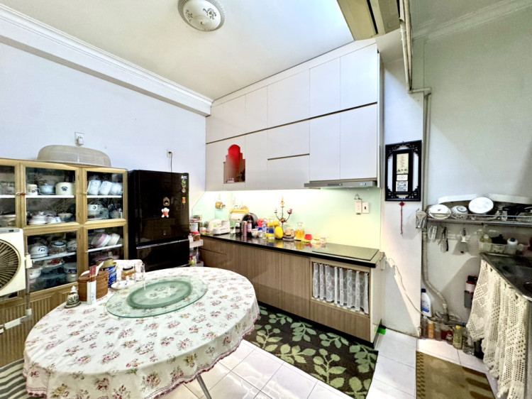Hình ảnh Bán nhà mặt tiền 33e Nguyễn Văn Nghi, Phường Hạnh Thông