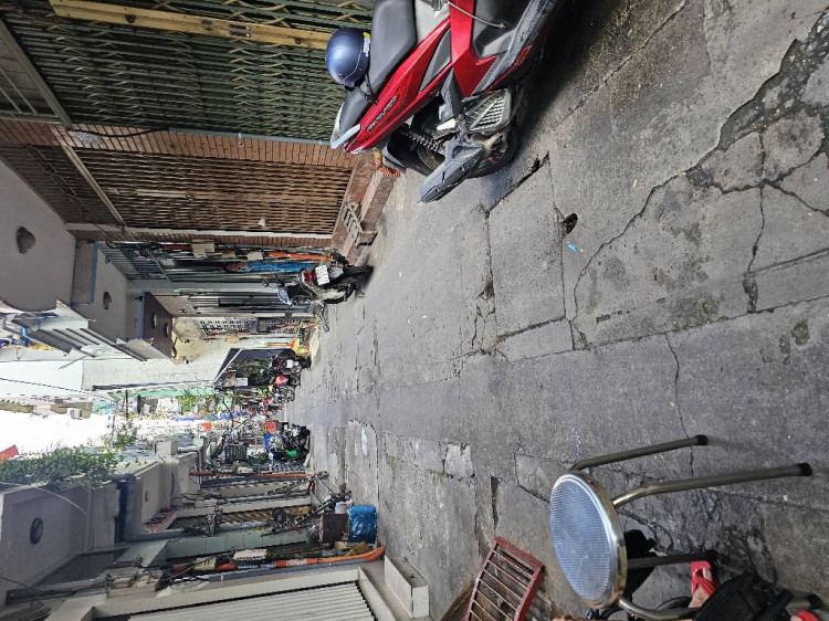 Hình ảnh Bán nhà hẻm 63/39 Nguyễn Biểu, phường Chợ Quán