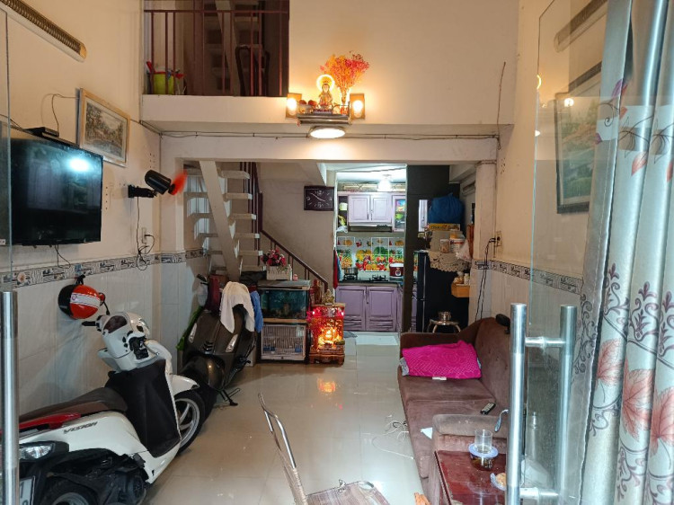 Hình ảnh Bán nhà Hẻm 289/15 Bến Vân Đồn, Phường Khánh Hội