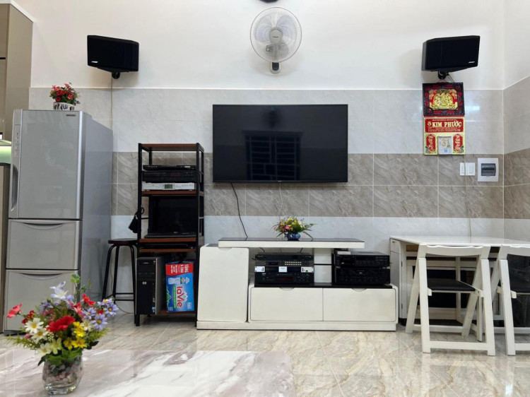 Hình ảnh Bán nhà mặt tiền 244 Nguyễn Tiểu La, phường Diên Hồng