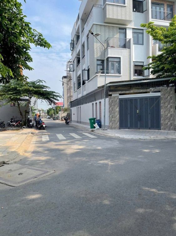 Hình ảnh Bán nhà Mặt tiền 493 	Đường số 11, Phường Thủ Đức