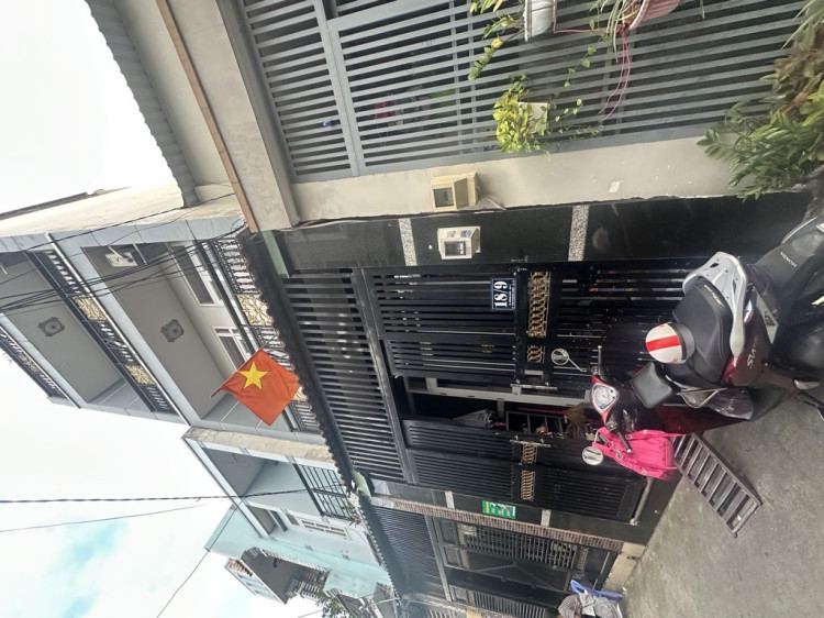 Hình ảnh Bán nhà hẻm 18/9 Đông Bắc, Trung Mỹ Tây