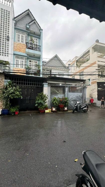 Hình ảnh Bán nhà mặt tiền 51 Thới An 22  Phường Thới An