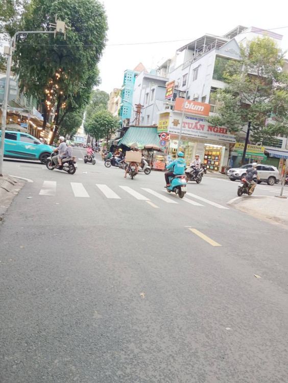 Hình ảnh Bán nhà mặt tiền 170 Dương Tử Giang Phường Chợ Quán