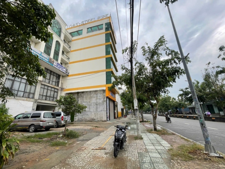 Hình ảnh Bán nhà mặt tiền 1202 Lê Thị Riêng, Phường Thới An