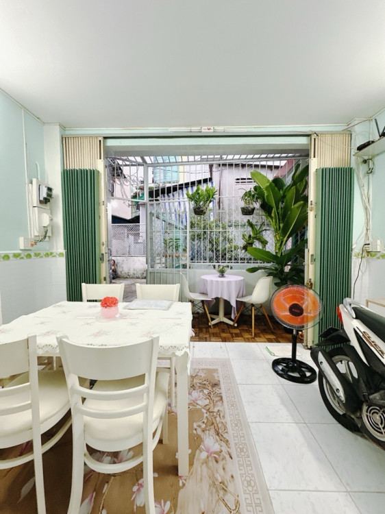 Hình ảnh Bán nhà Hẻm 40/22/5 Nguyễn Khoái, Phường Khánh Hội